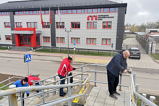 Субботник в СЭЗ «Могилёв»: порядок на благоустроенной территории - Фото 4