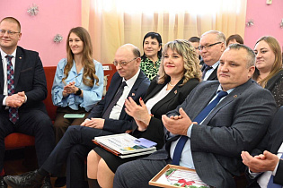 Праздник тепла и заботы в «Весново»: визит администрации СЭЗ «Могилев» в пансионат  - Фото 1